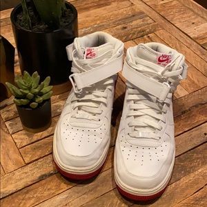 Men’s Nike Air Force 1